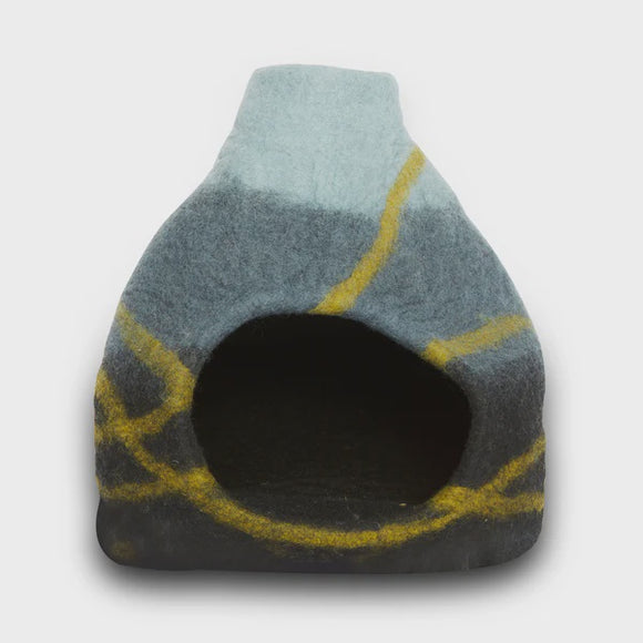 DDKC Vase Wool Pet Cave Black Stripe