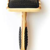 Bass Slicker Brush